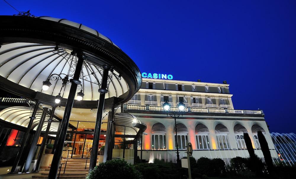 Le Grand Hotel - Domaine De Divonne Exterior photo